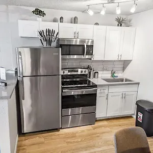 Studio Apt In Old Town Cozy & Central! Scottsdale