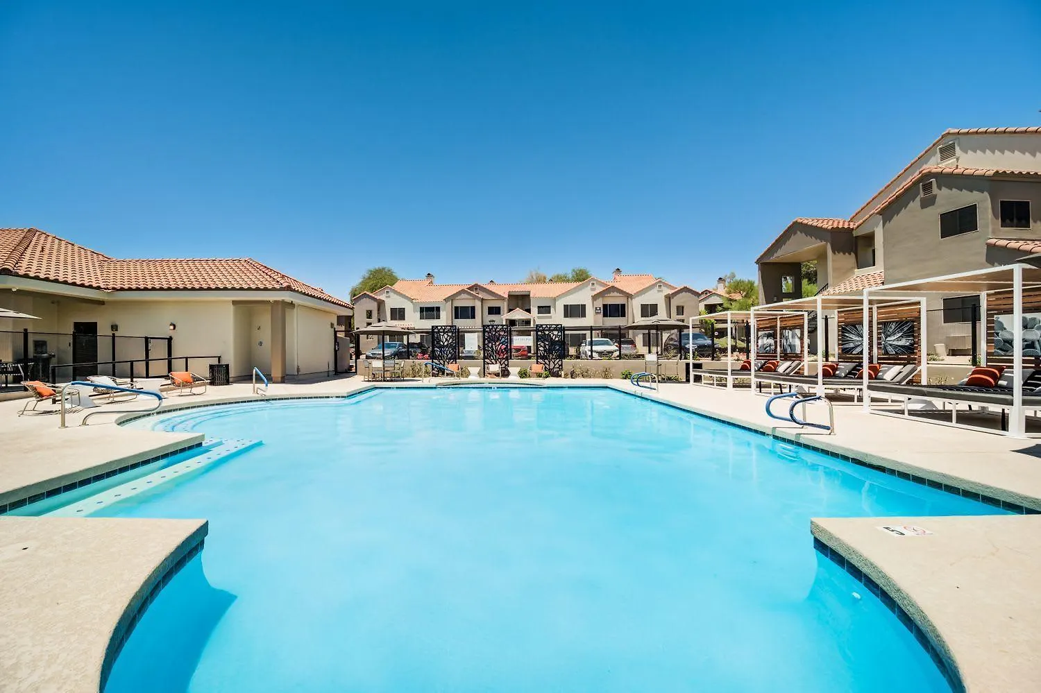 Spacious Modern Apartments At Hideaway North Scottsdale Close To Kierland Commons